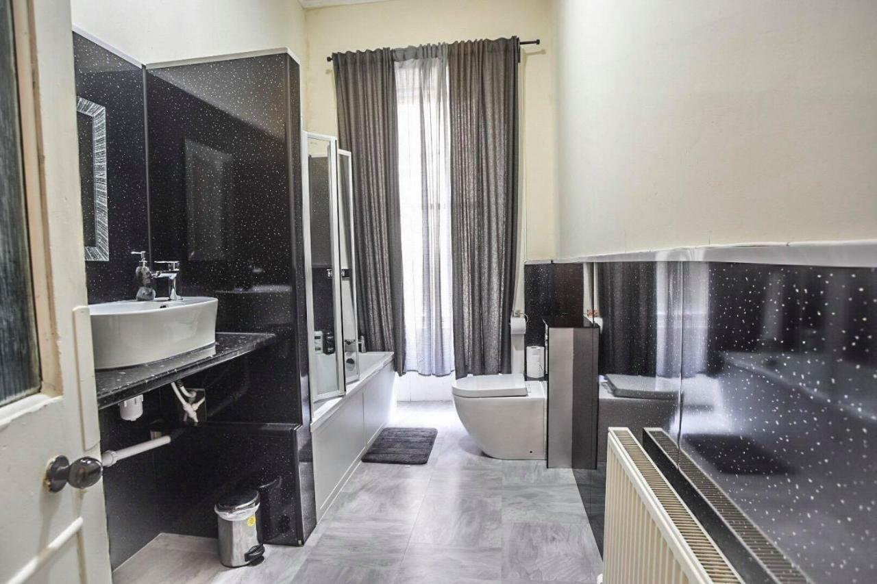 Edinburgh Ground Floor City Centre Flat Close To Princess Street Eksteriør billede