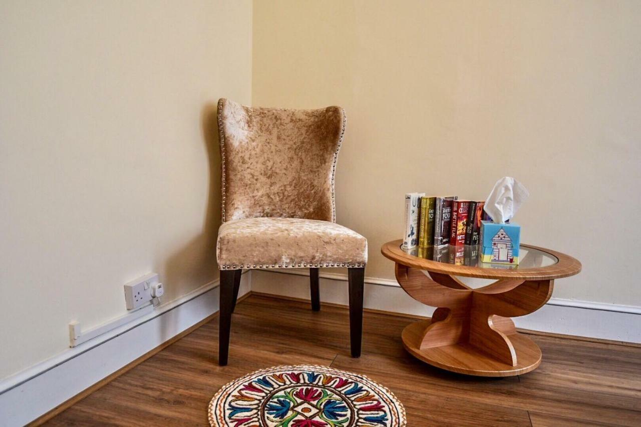 Edinburgh Ground Floor City Centre Flat Close To Princess Street Eksteriør billede