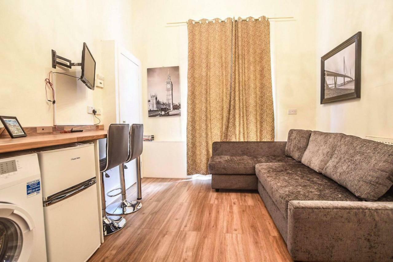 Edinburgh Ground Floor City Centre Flat Close To Princess Street Eksteriør billede